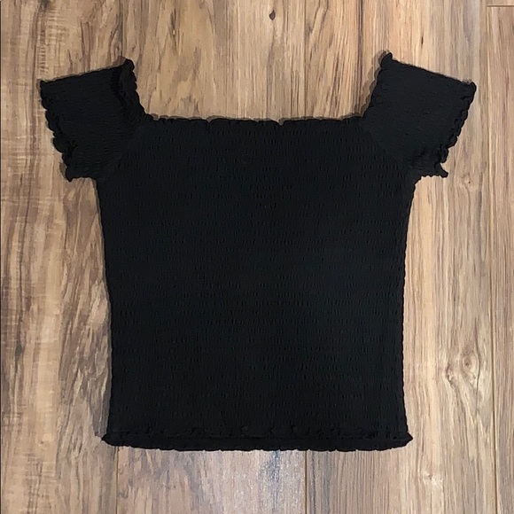 Hollister Off The Shoulder Crop Top - Picture 2 of 3